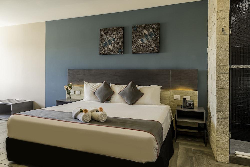 Bfh Attraction Deluxe Hotel Плайя-дель-Кармен Екстер'єр фото
